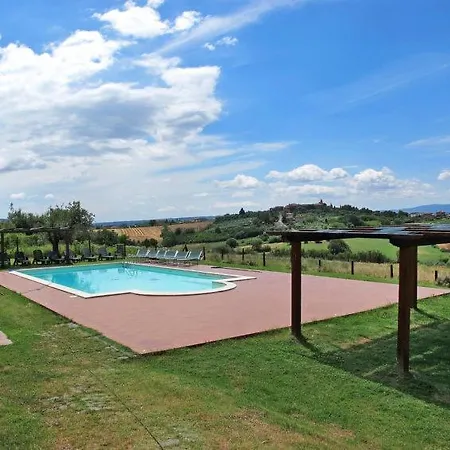 Vaiano Sleeps 25 Pool Air Con Wifi Casa vacanze *