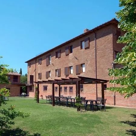 Vaiano Sleeps 25 Pool Air Con Wifi Casa vacanze Vaiano (Lazio)