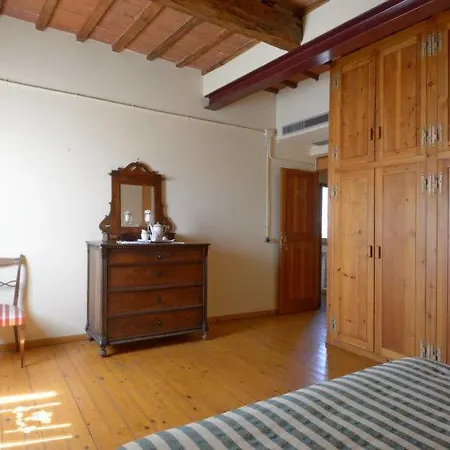 Vaiano Sleeps 25 Pool Air Con Wifi * Vaiano (Lazio)