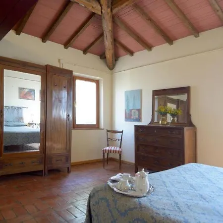 Vaiano Sleeps 25 Pool Air Con Wifi Casa vacanze