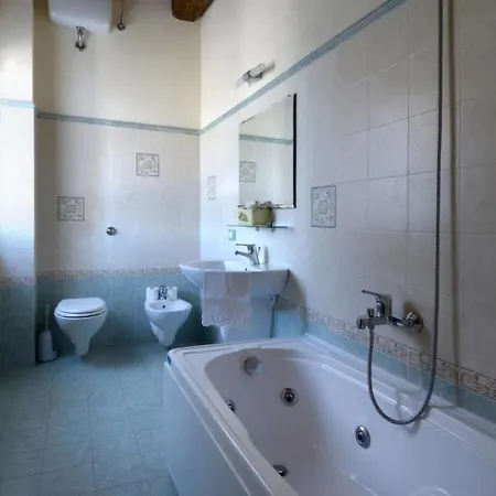 Casa vacanze Vaiano Sleeps 25 Pool Air Con Wifi *